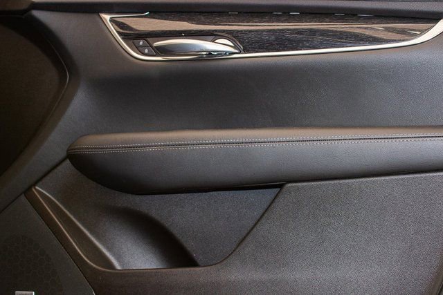 Used 2021 Cadillac XT5 Premium Luxury w/ LPO, Floor Liner Package image 11