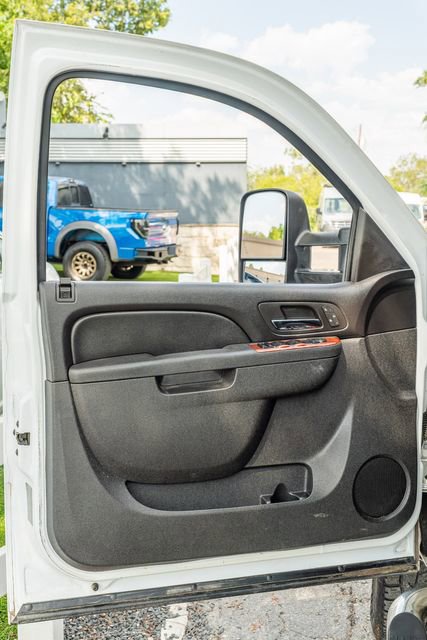 Used 2012 GMC Sierra 2500 SLT w/ SLT Convenience Package image 17