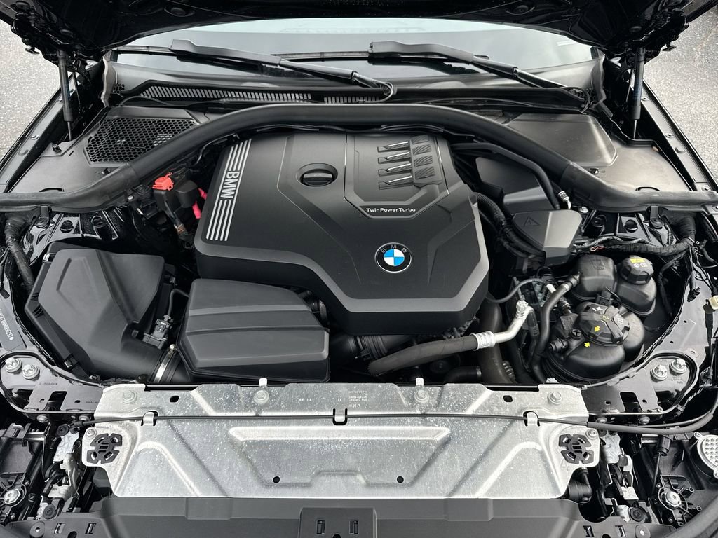 Used 2021 BMW 330i xDrive Sedan w/ Convenience Package image 18