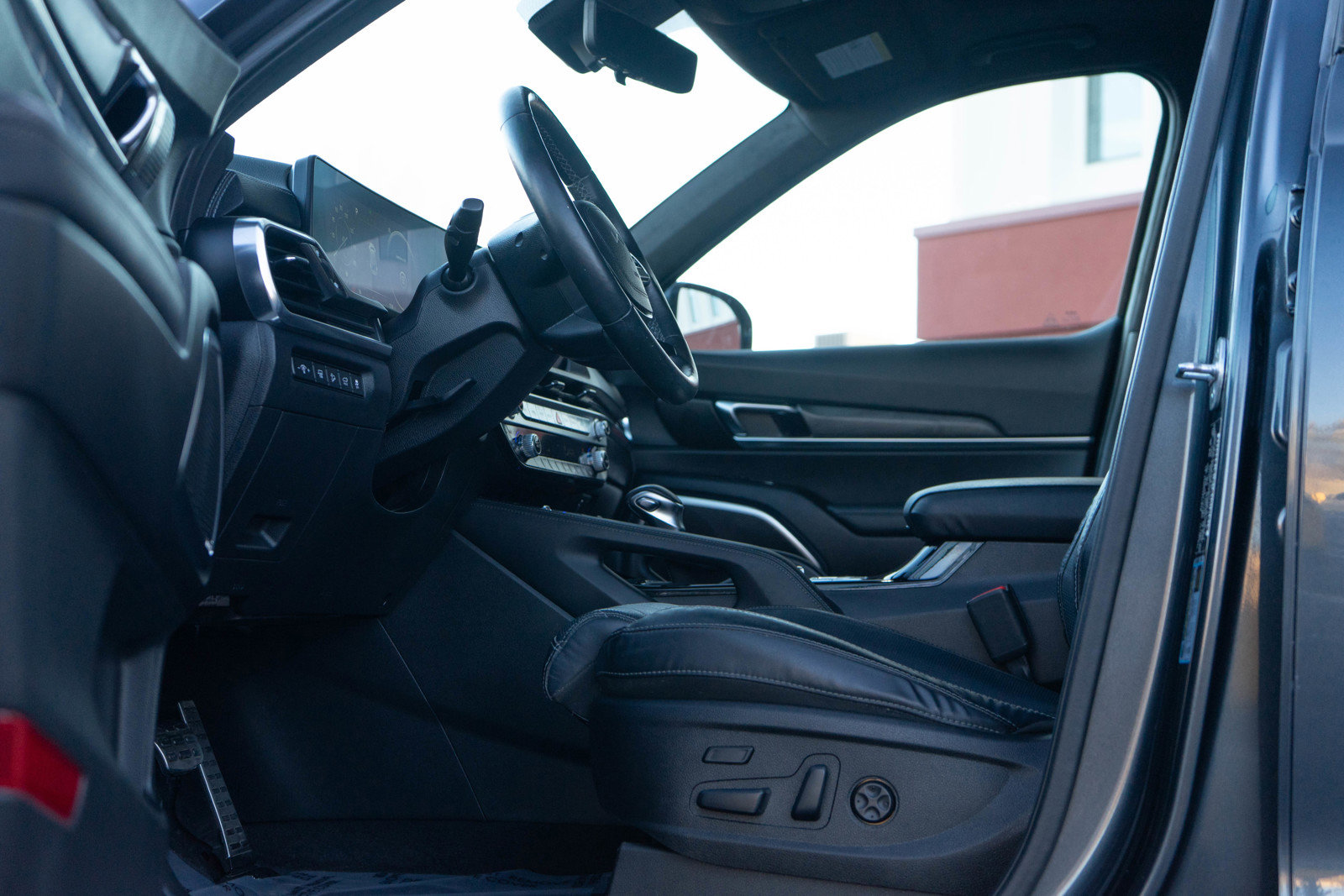 Used 2023 Kia Telluride SX Prestige X-Line image 13