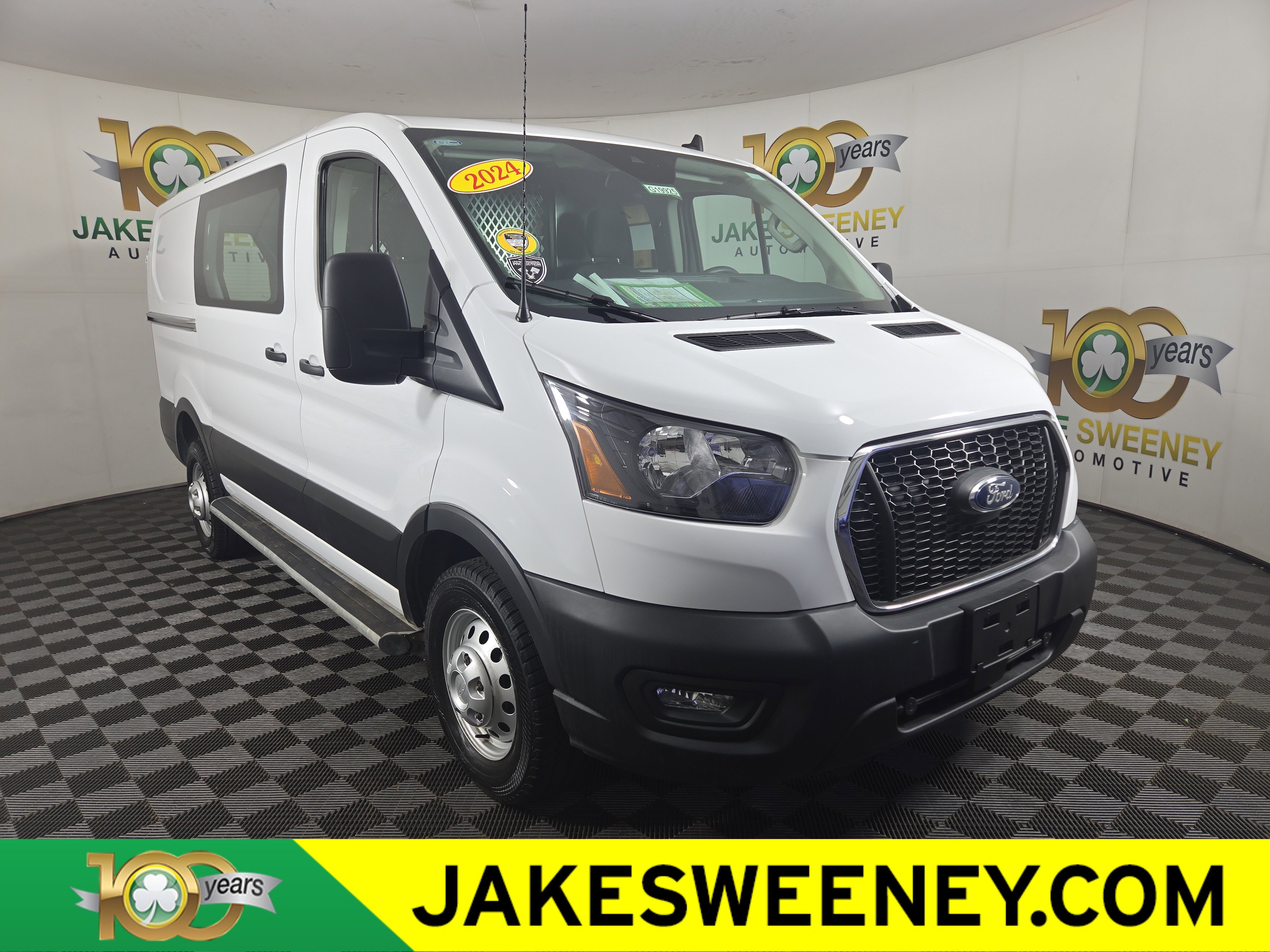 Used 2024 Ford Transit 250 Low Roof AWD w/ Exterior Upgrade Package image 1