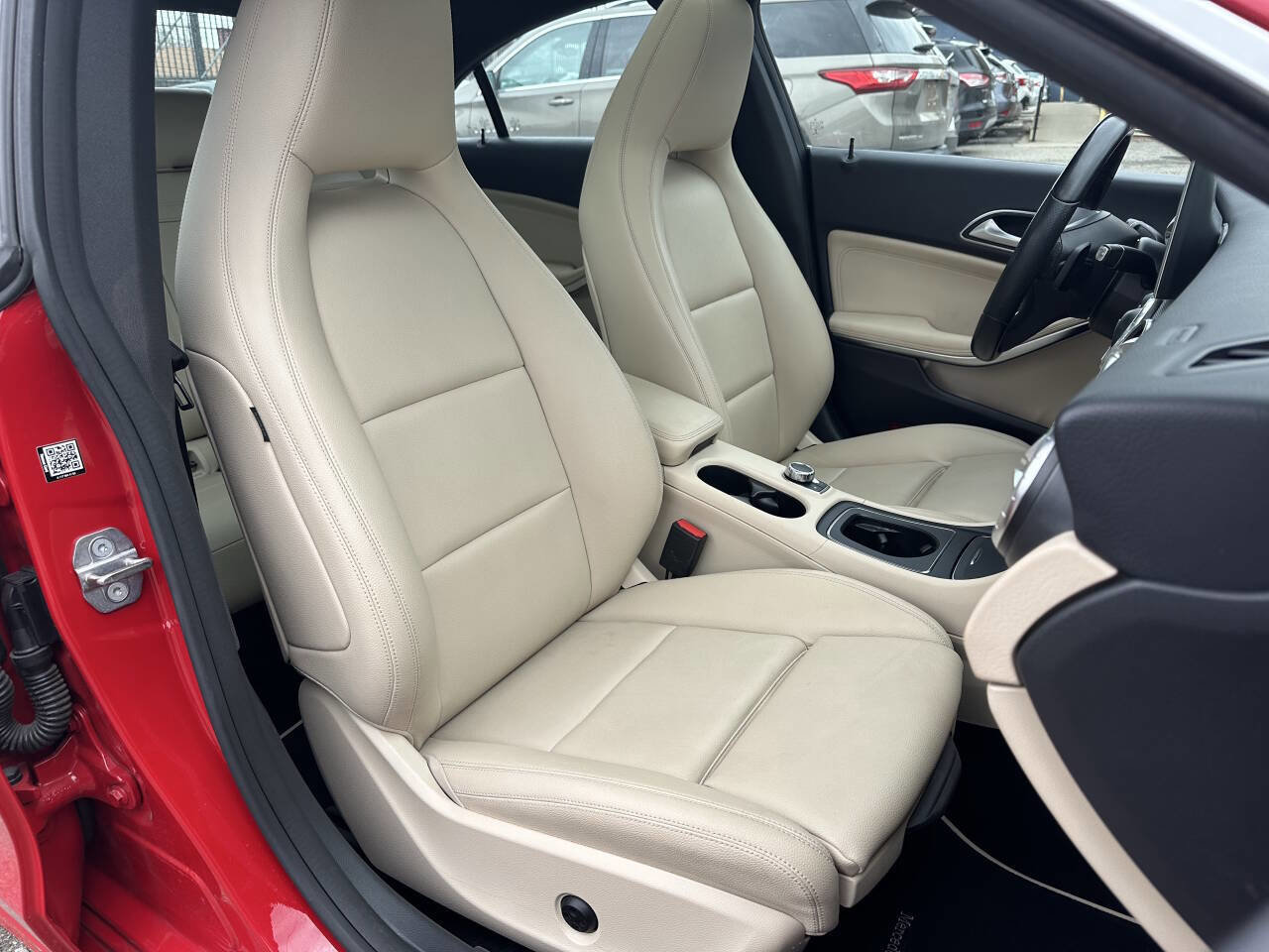 Used 2018 Mercedes-Benz CLA 250 image 38