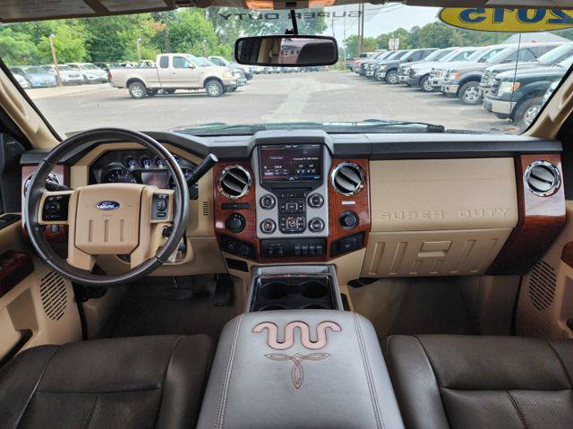 Used 2015 Ford F350 King Ranch AWD/4WD image 22