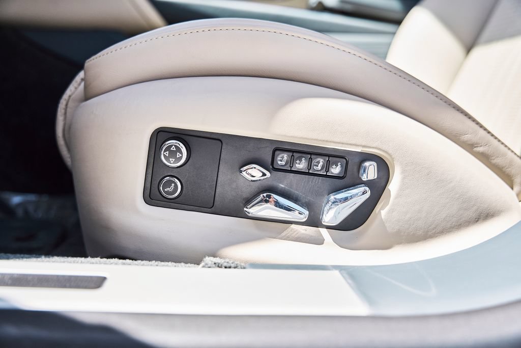 Used 2022 Bentley Flying Spur W12 AWD/4WD image 37