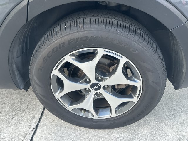 Certified 2022 Kia Telluride EX FWD image 15