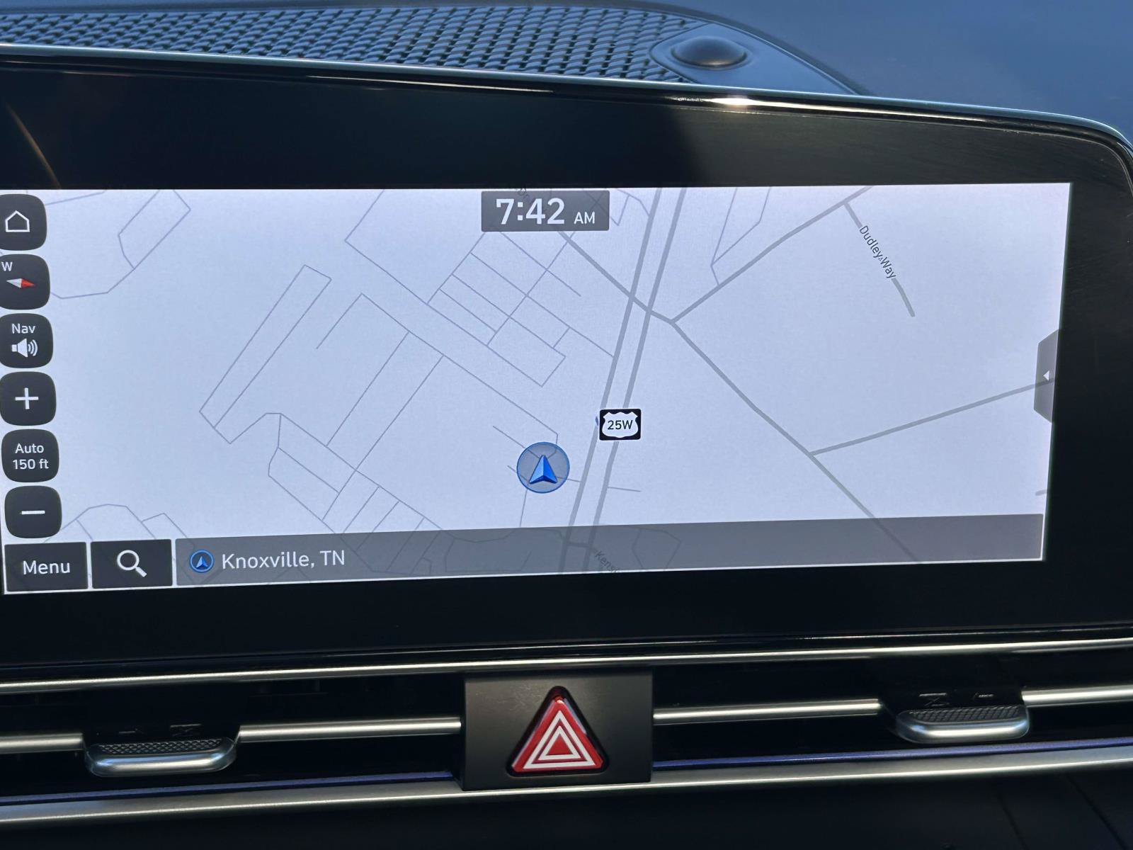 Used 2025 Hyundai Elantra Limited FWD image 22