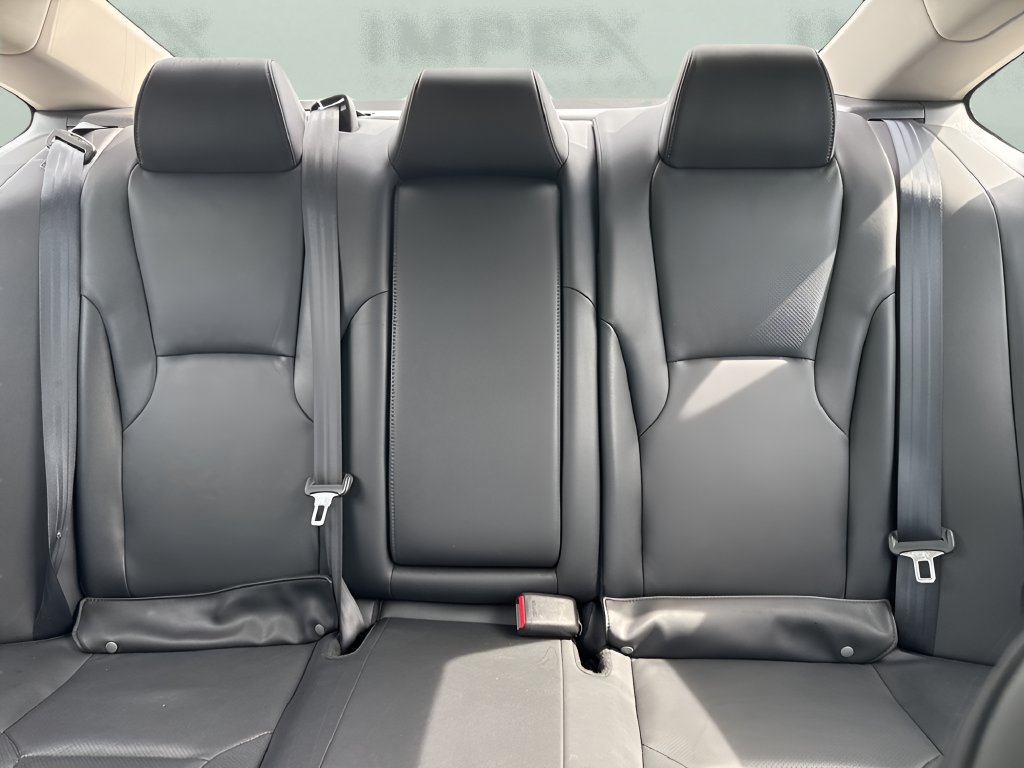 Used 2025 Honda Accord EX-L image 13
