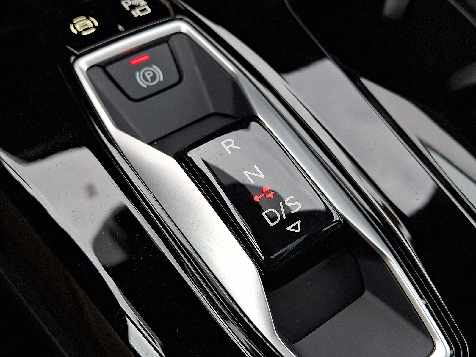 Certified 2025 Audi Q5 Premium Plus w/ Premium Plus image 16
