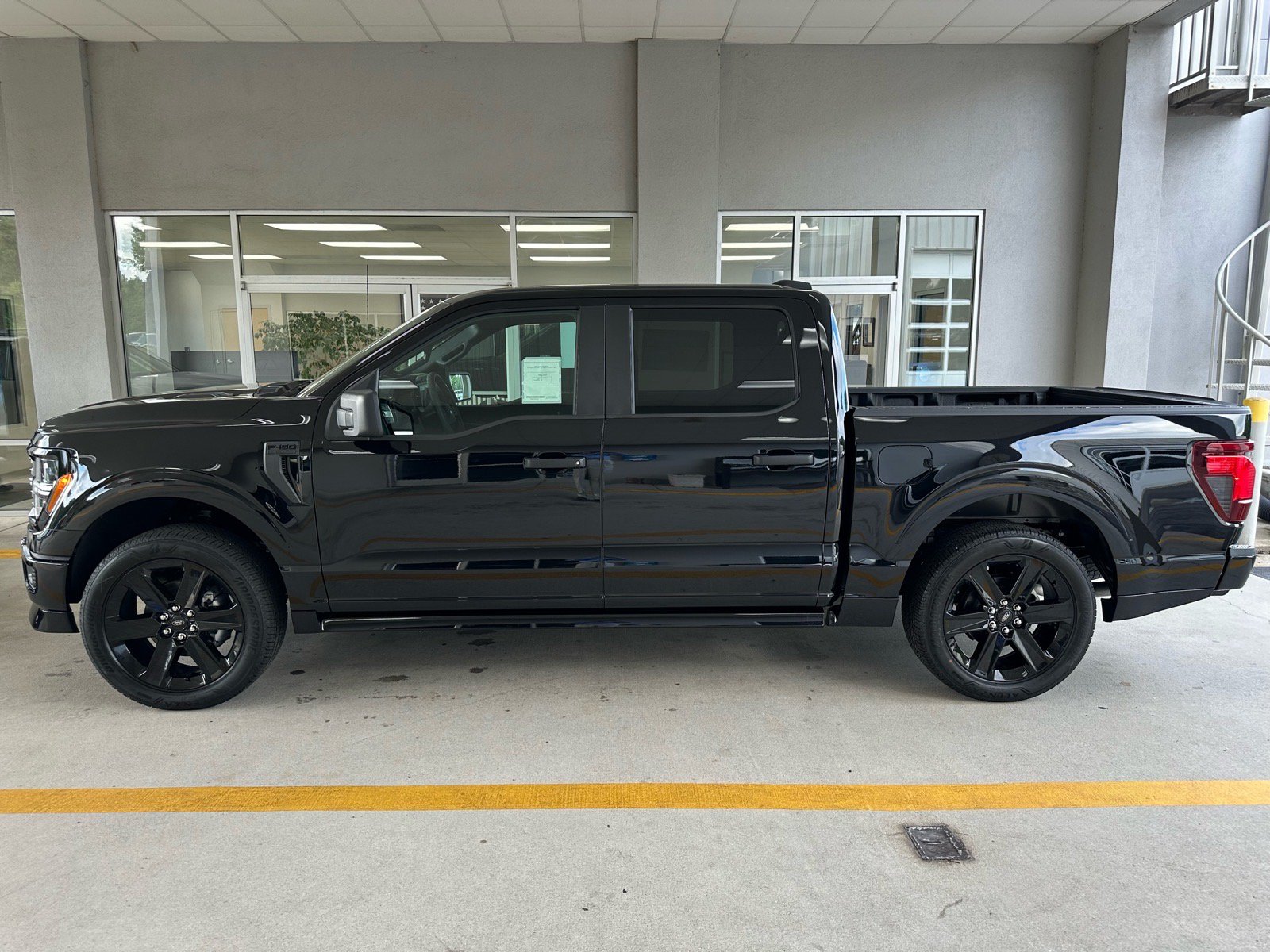 New 2026 Ford F150 STX w/ F-150 LOBO Package AWD/4WD image 4