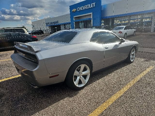 Used 2013 Dodge Challenger R/T w/ Blacktop Pkg RWD image 3
