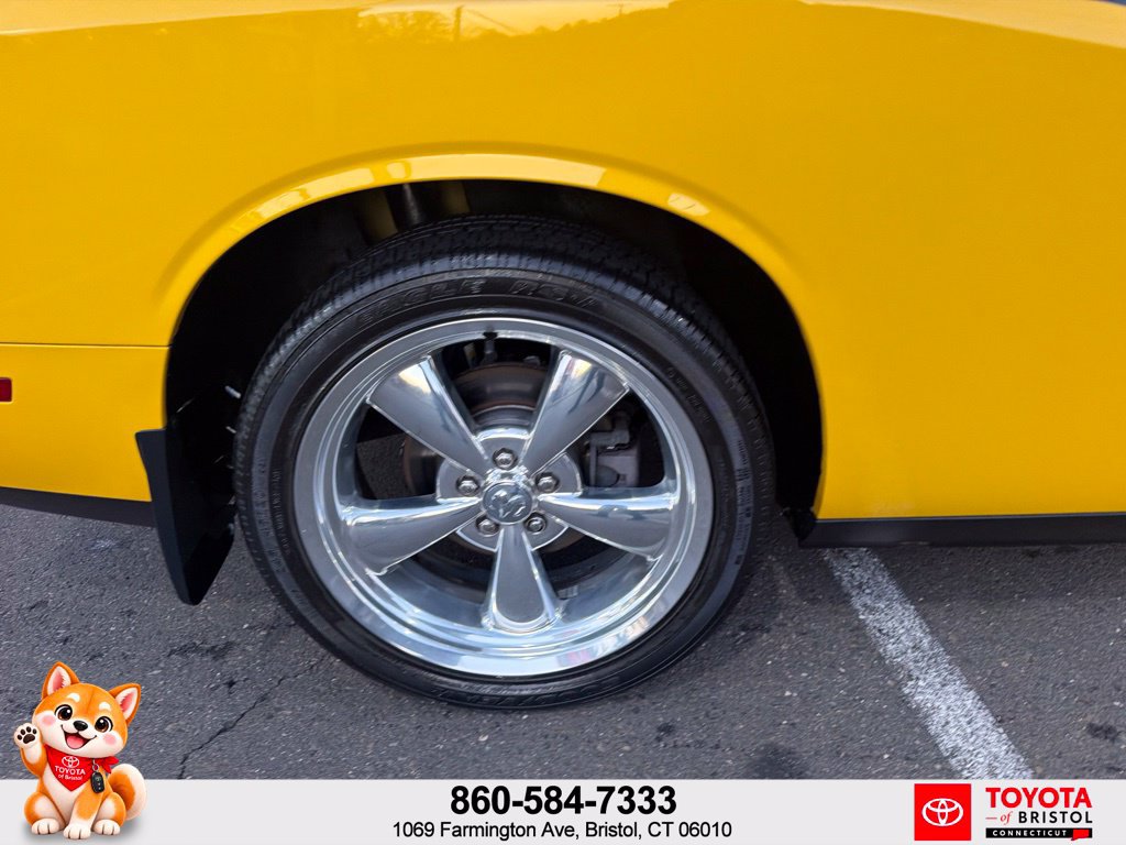 Used 2010 Dodge Challenger R/T RWD image 11