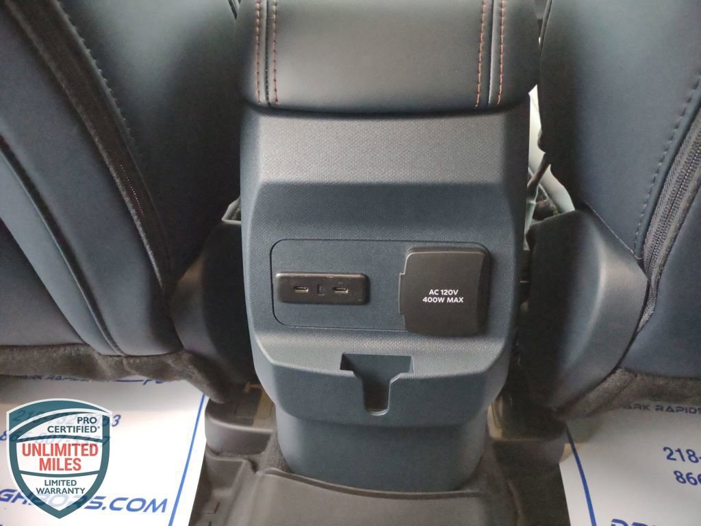 New 2025 Ford Maverick Lariat w/ 4K Tow Package image 21