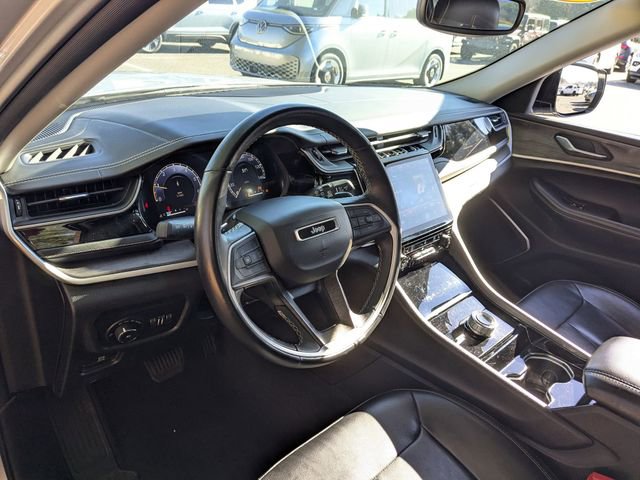 Used 2022 Jeep Grand Cherokee L Limited image 12