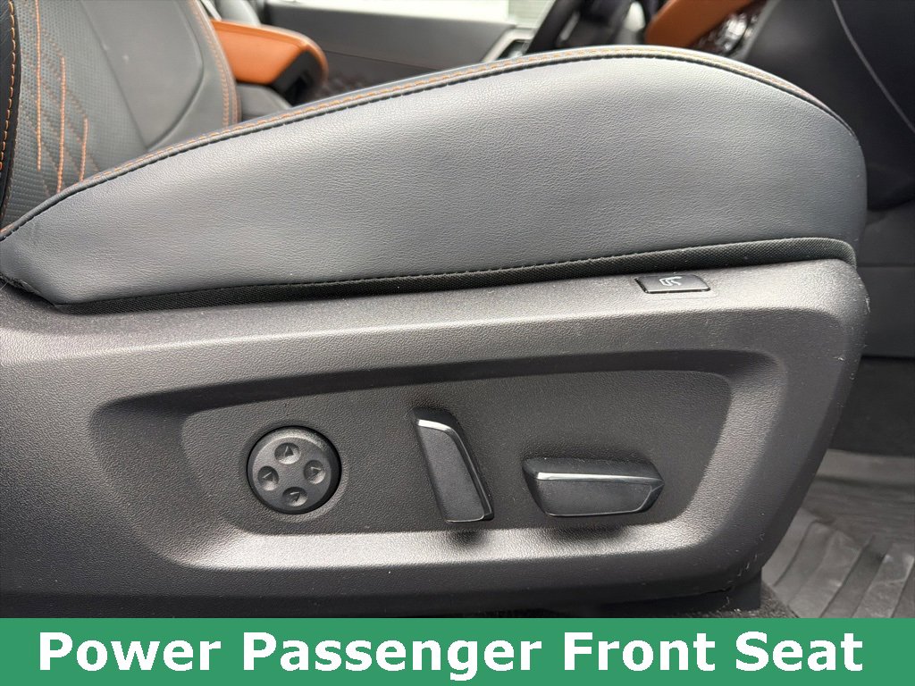 Used 2023 Mitsubishi Outlander SEL image 51