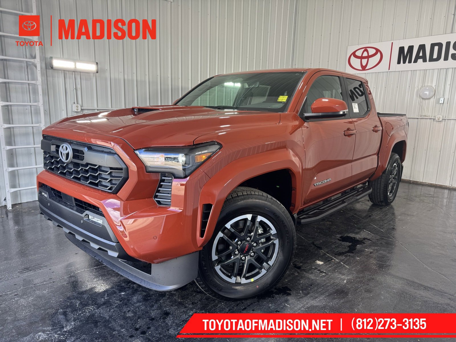 New 2025 Toyota Tacoma TRD Sport w/ TRD Sport Upgrade Package