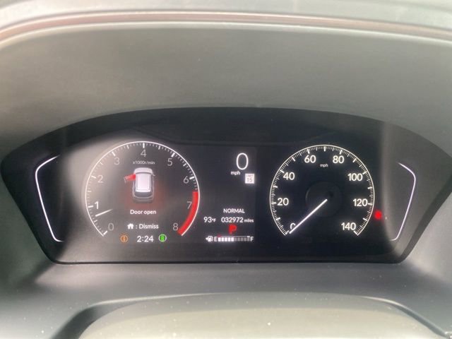Used 2025 Honda Pilot TrailSport image 17