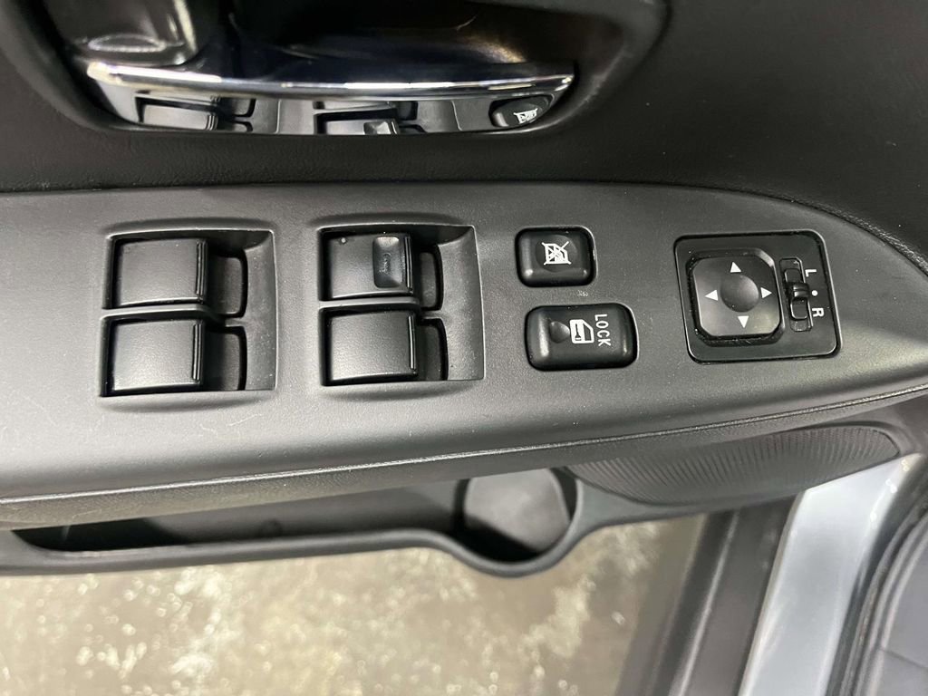 Used 2024 Mitsubishi Outlander Sport ES image 16