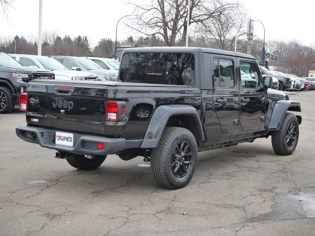 Used 2021 Jeep Gladiator Sport AWD/4WD image 12