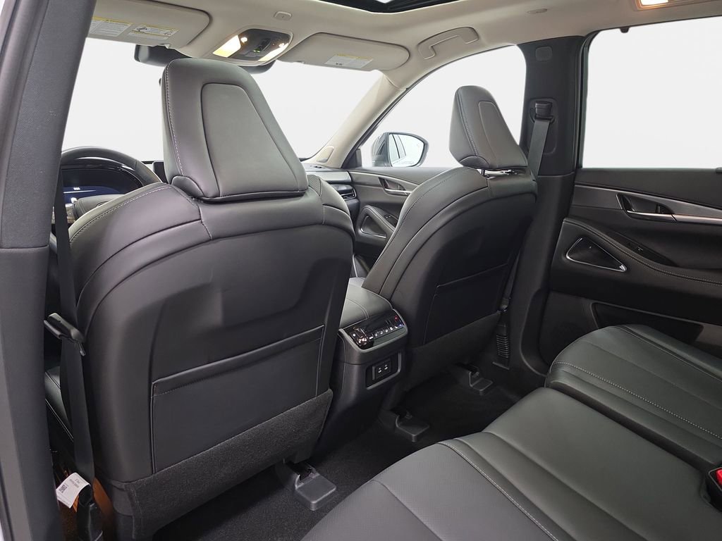 Certified 2026 INFINITI QX60 Luxe w/ Cargo Package image 10
