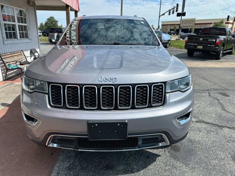 Used 2018 Jeep Grand Cherokee Limited image 2