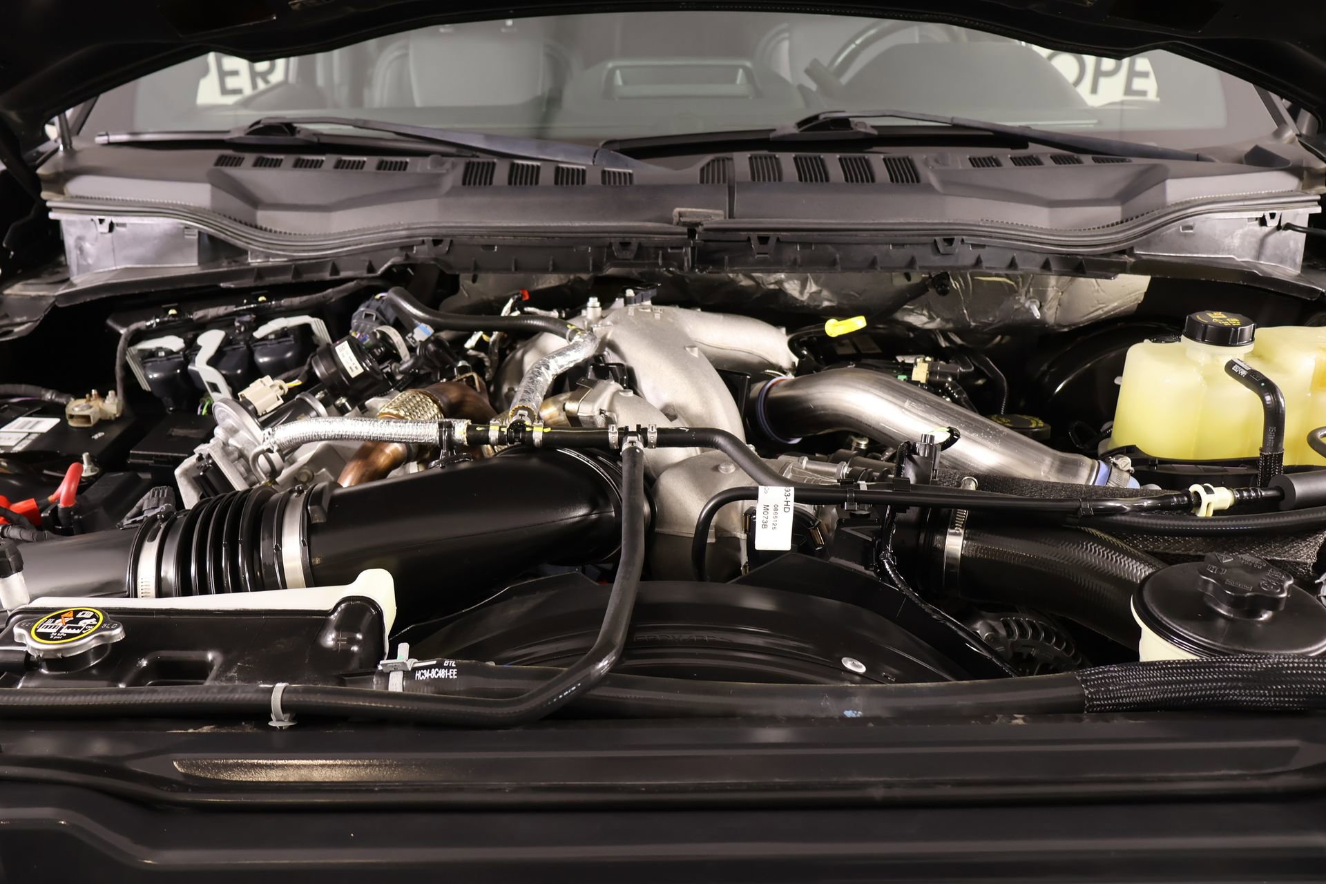 Used 2022 Ford F250 Lariat w/ Black Appearance Package image 21