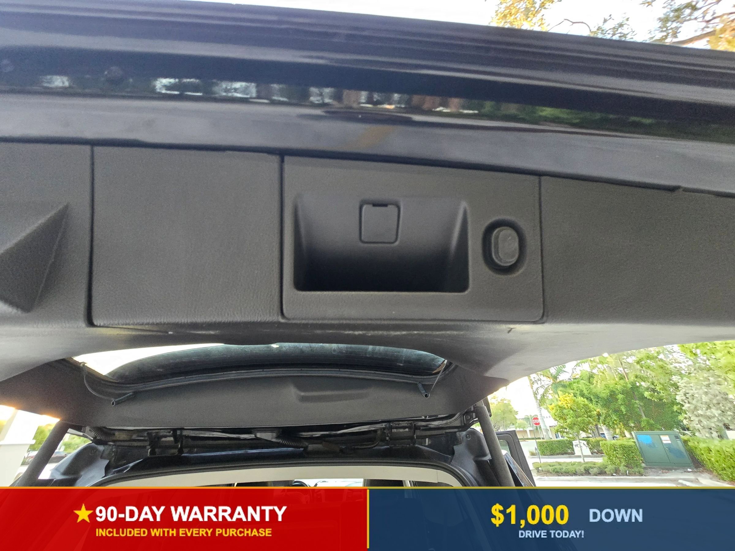 Used 2017 GMC Yukon XL SLT image 33