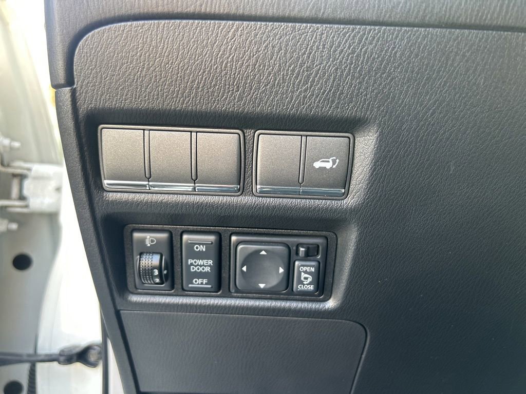 Used 2012 INFINITI QX56 4WD w/ Theater Pkg image 21