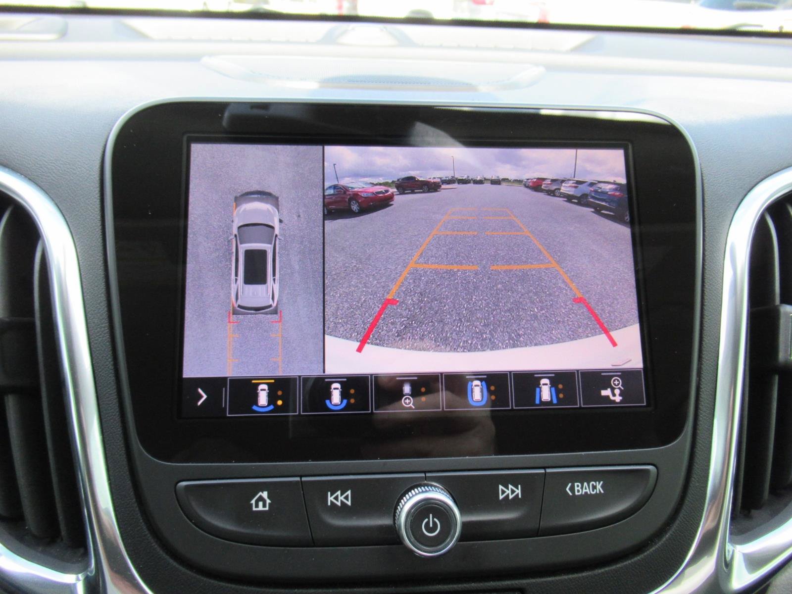Used 2021 Chevrolet Equinox Premier FWD image 30