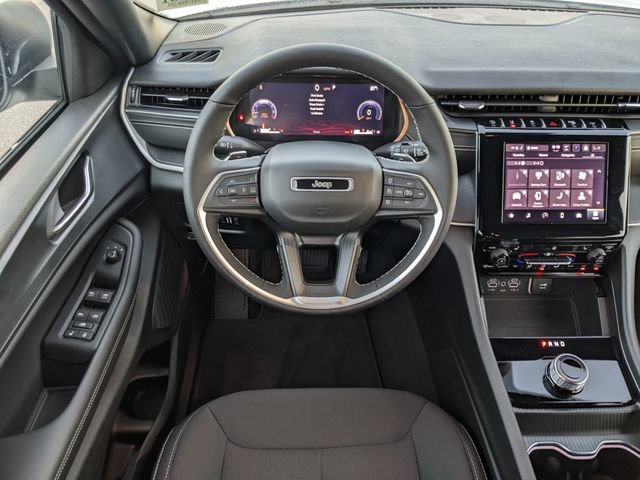 New 2026 Jeep Grand Cherokee Laredo X RWD image 10