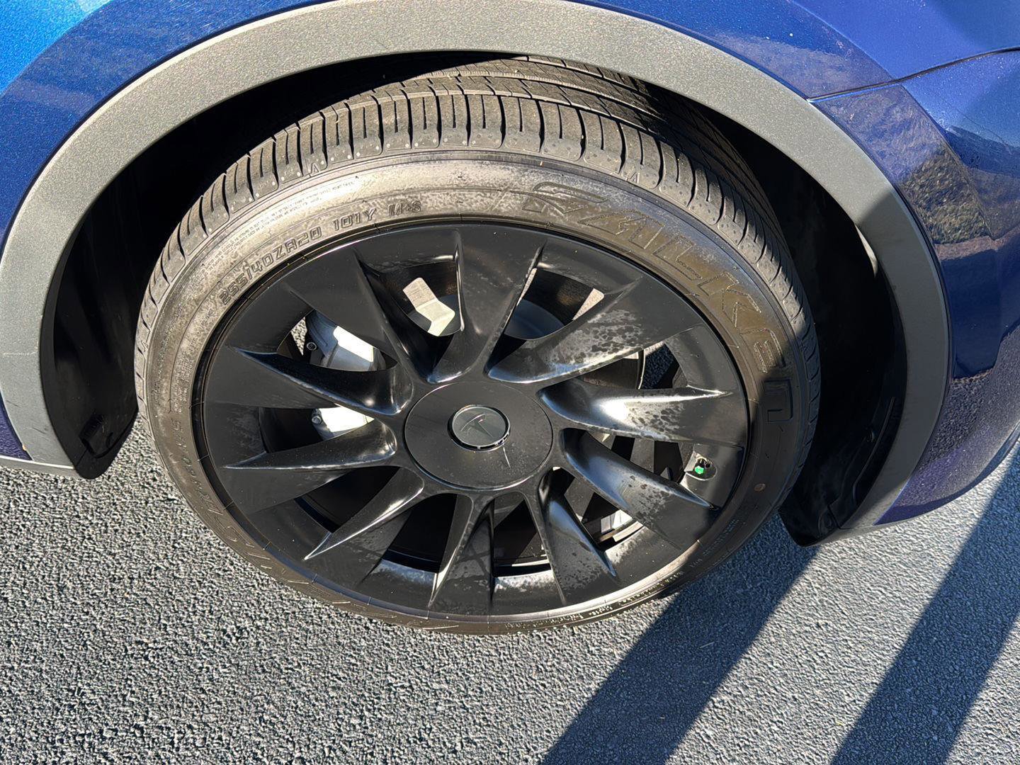 Used 2023 Tesla Model Y Long Range image 33