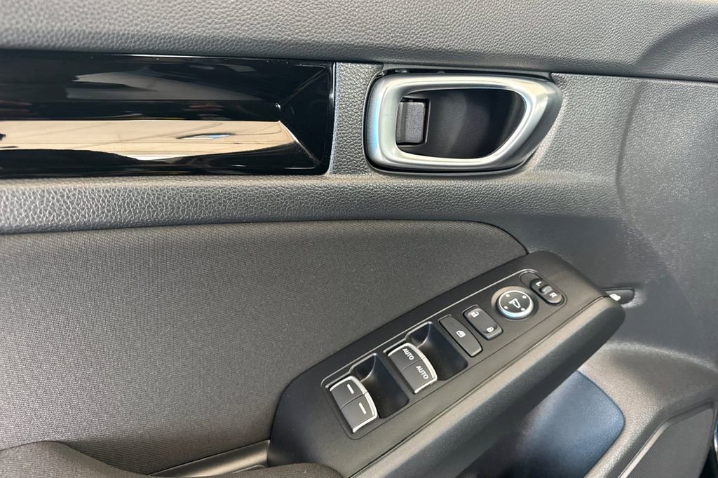 Certified 2025 Honda Civic Sport image 10