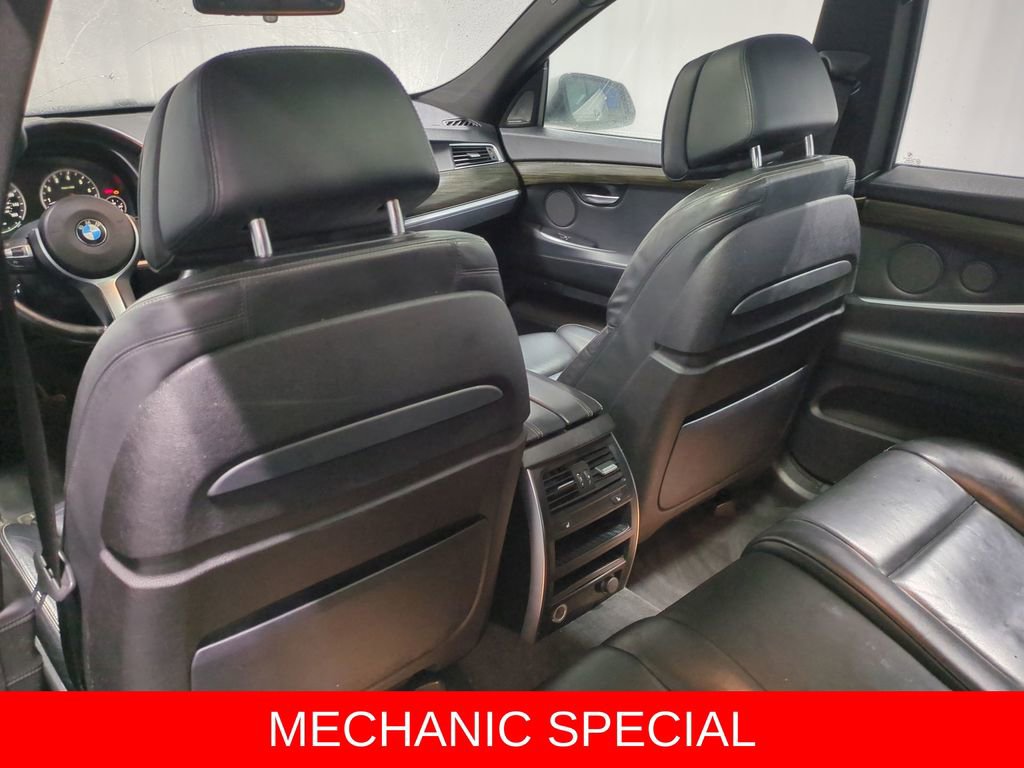 Used 2015 BMW 550i Gran Turismo xDrive image 18