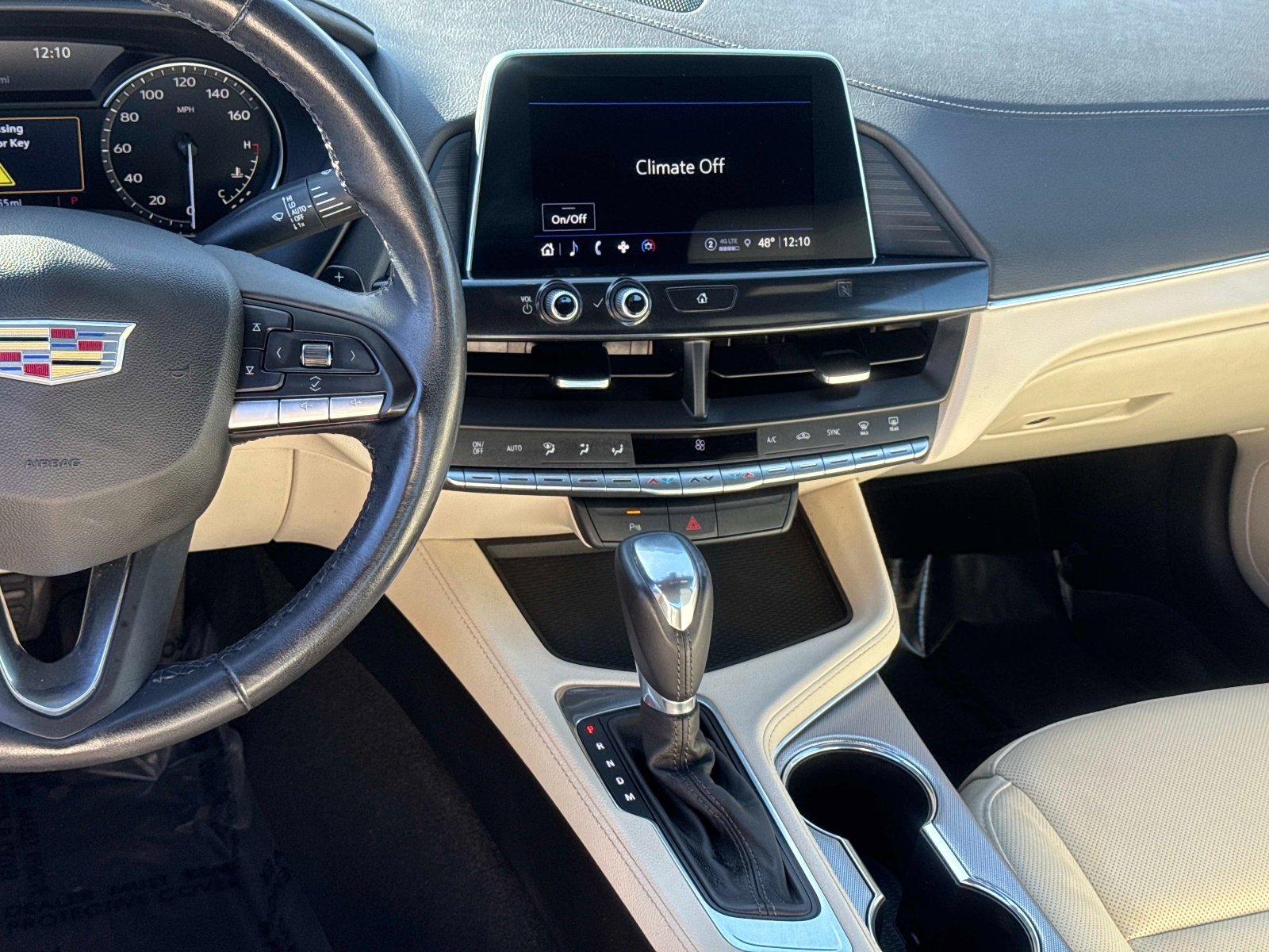 Used 2021 Cadillac CT4 Premium Luxury image 3