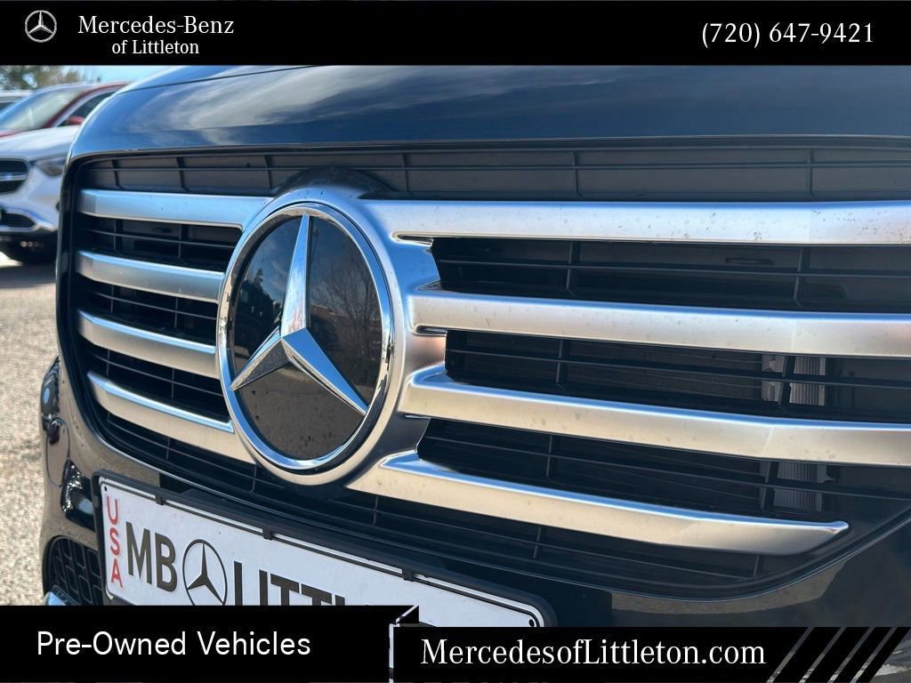 Certified 2025 Mercedes-Benz GLB 250 4MATIC image 9