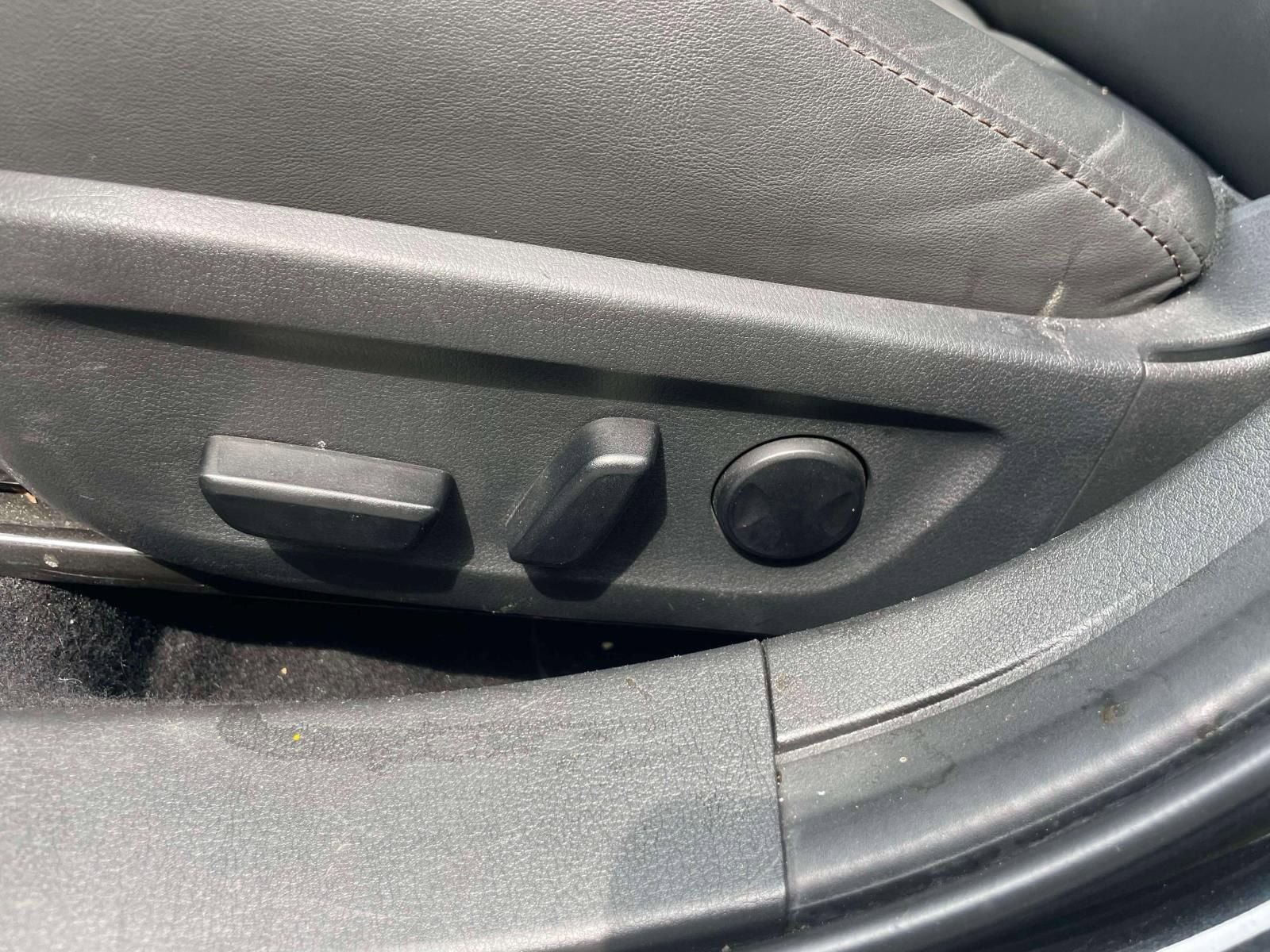 Used 2020 MAZDA MAZDA3 AWD Sedan w/ Preferred Package image 18