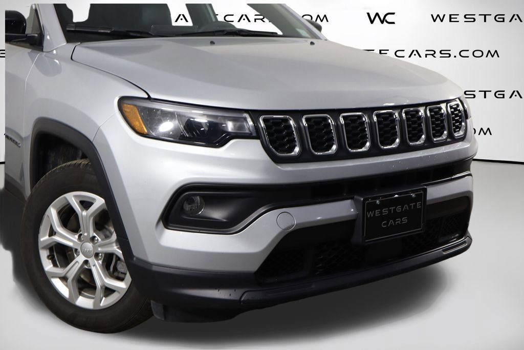 Used 2024 Jeep Compass Latitude image 43