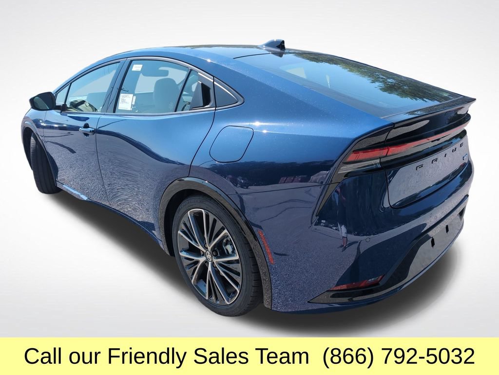 New 2027 Toyota Prius XLE FWD image 3