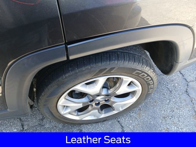 Used 2018 Jeep Compass Limited w/ Navigation Group AWD/4WD image 5