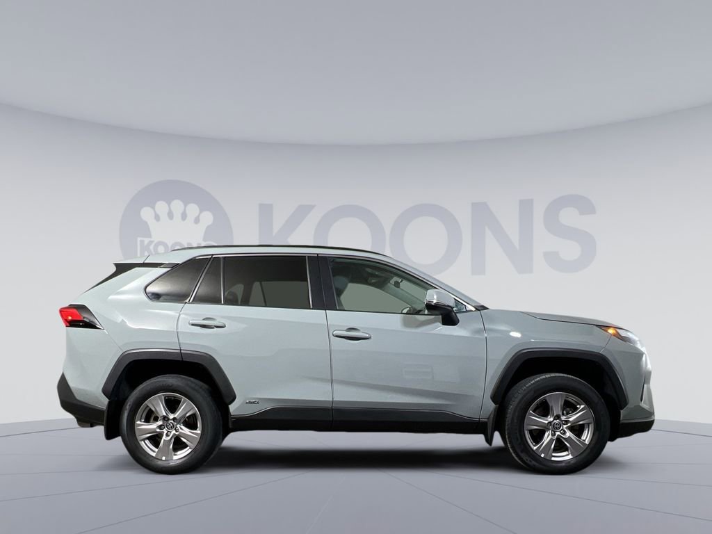 Used 2022 Toyota RAV4 XLE image 7
