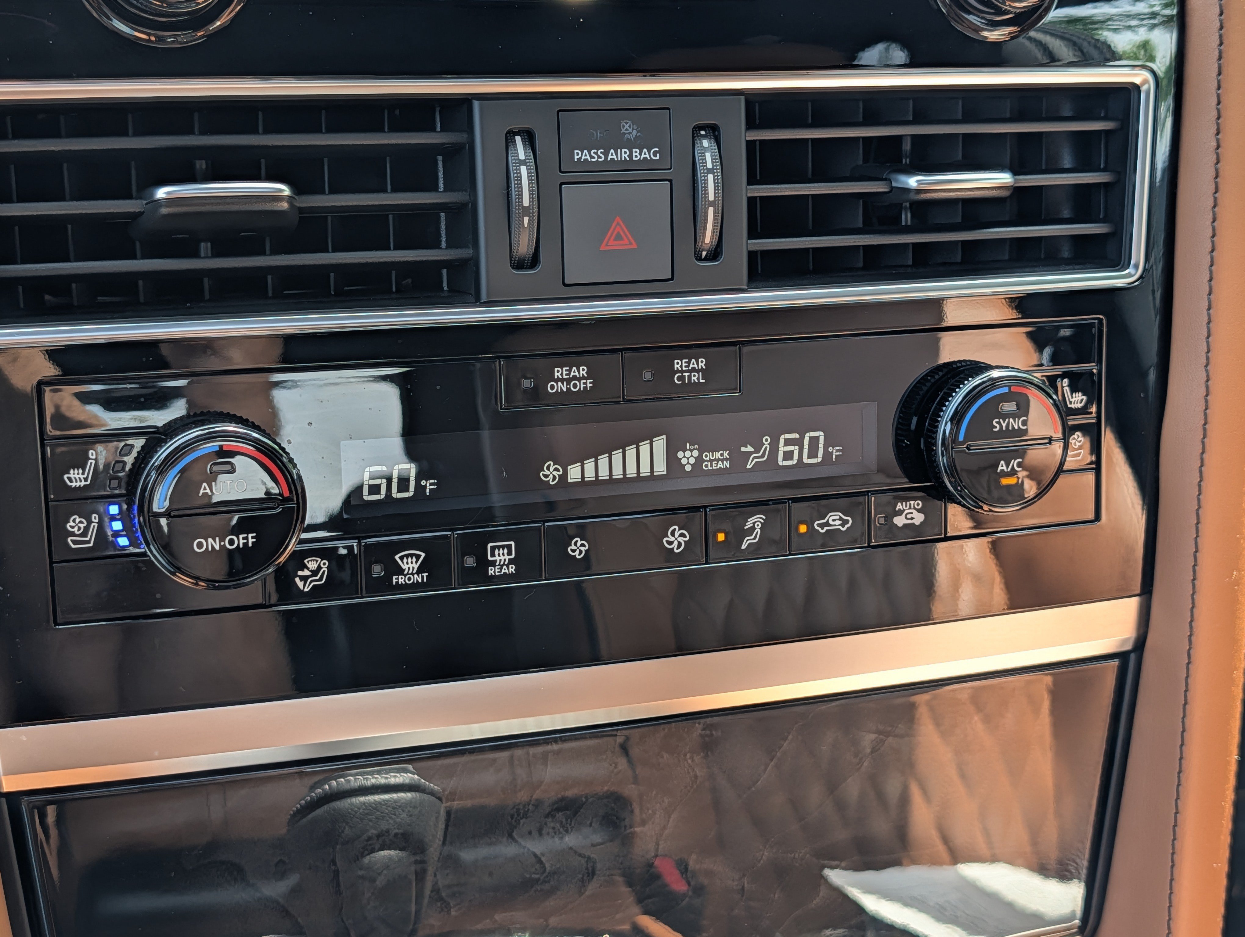 Certified 2024 INFINITI QX80 Sensory AWD/4WD image 23