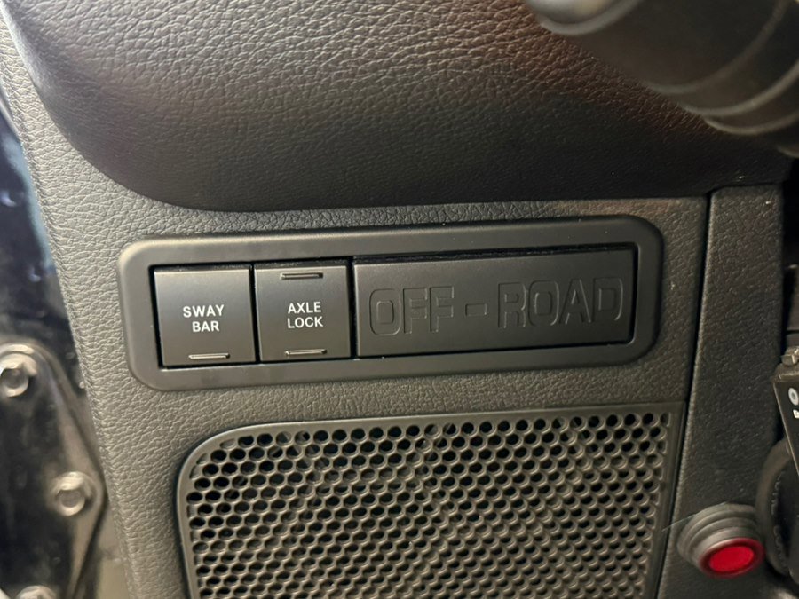 Used 2013 Jeep Wrangler Unlimited Rubicon w/ Connectivity Group image 50