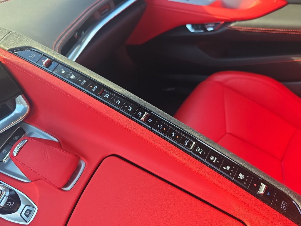 Certified 2020 Chevrolet Corvette Stingray Preferred Cpe w/ 2LT Preferred Equipment Group RWD image 20