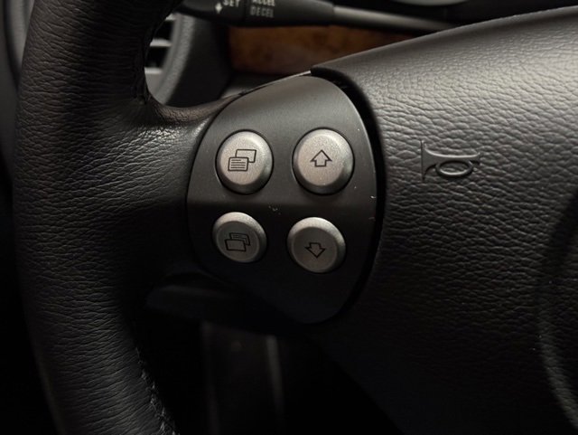 Used 2007 Mercedes-Benz SLK 350 image 21