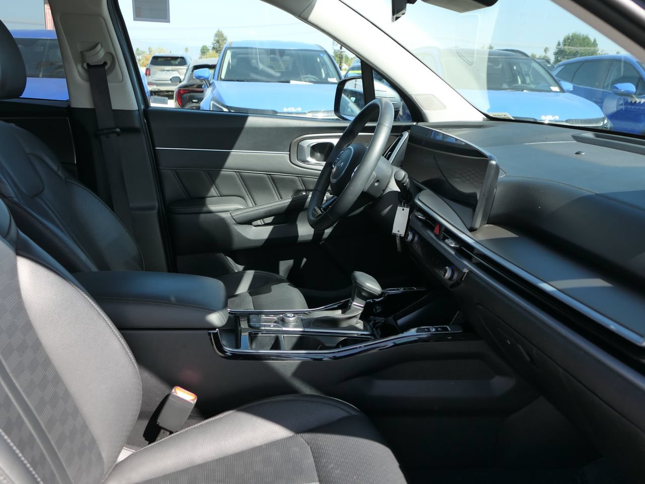 Used 2024 Kia Sorento SX FWD image 24