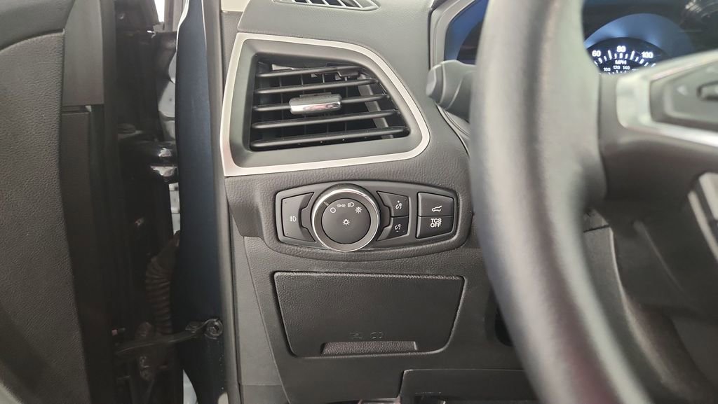 Certified 2022 Ford Edge SEL w/ Convenience Package image 24