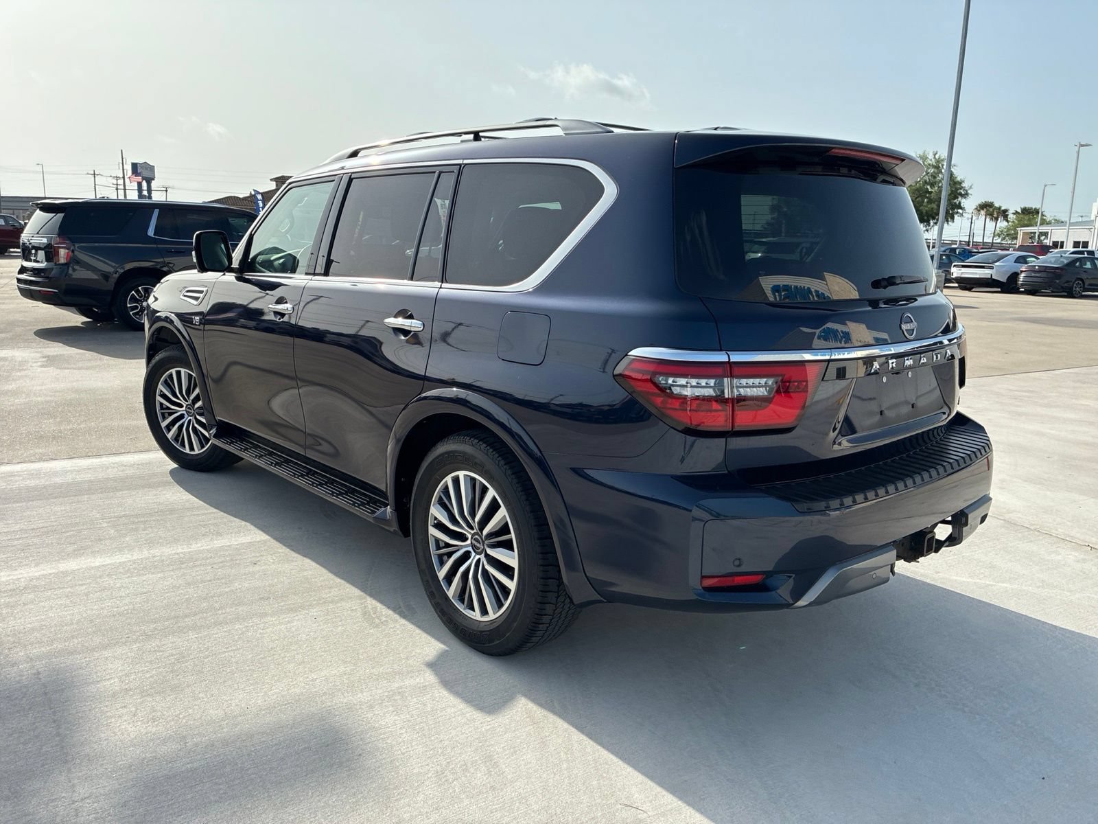 Used 2021 Nissan Armada SL RWD image 5