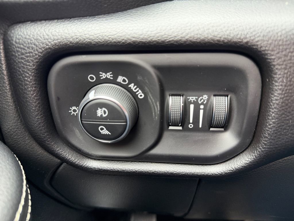 Used 2026 RAM 2500 Laramie image 18