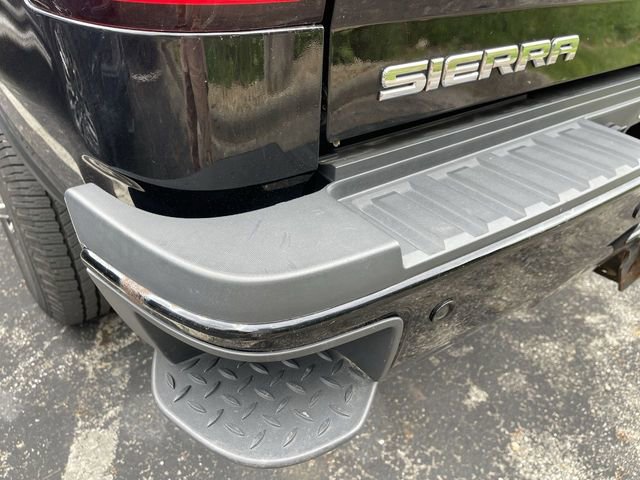 Used 2015 GMC Sierra 2500 SLT w/ All-Terrain HD Package AWD/4WD image 9