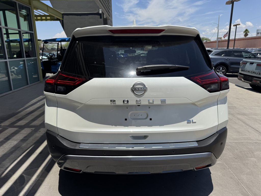 Used 2023 Nissan Rogue SL w/ SL Premium Package image 12