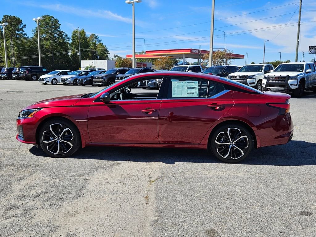 New 2025 Nissan Altima 2.5 SR w/ SR Premium Package image 2